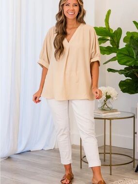 🍑✨ Haptics “Peachy Keen” Pleat Front V-Neck Top – Size Large | NWT ✨🍑
